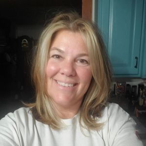 Meet your Posher, Bobbie